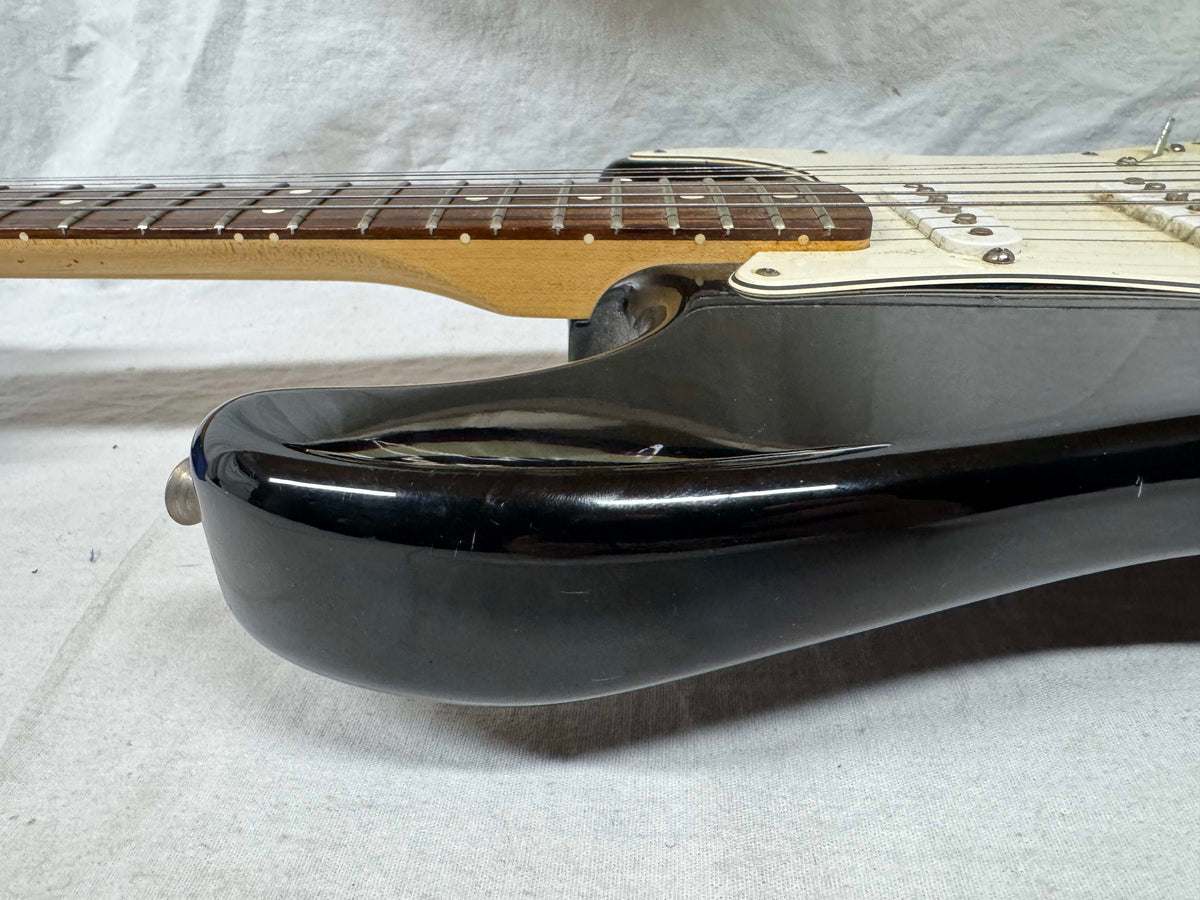 Fender Standard Stratocaster HSS Guitar - MIM Mexico 2007 - Black / Rosewood fingerboard