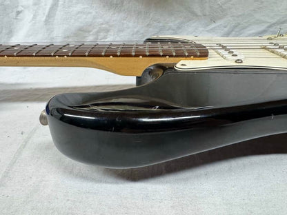 Fender Standard Stratocaster HSS Guitar - MIM Mexico - Image 20
