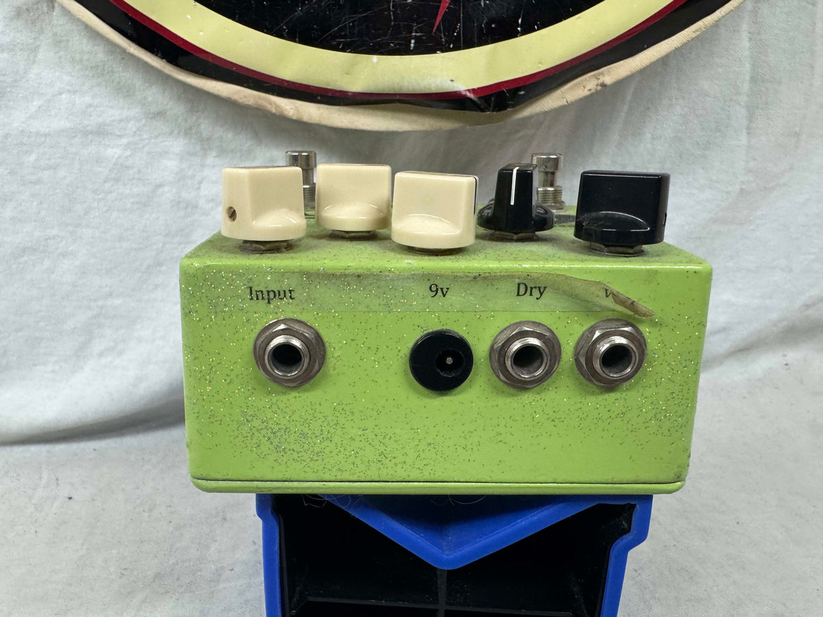 DMB Pedals Lunar Echo Delay Pedal