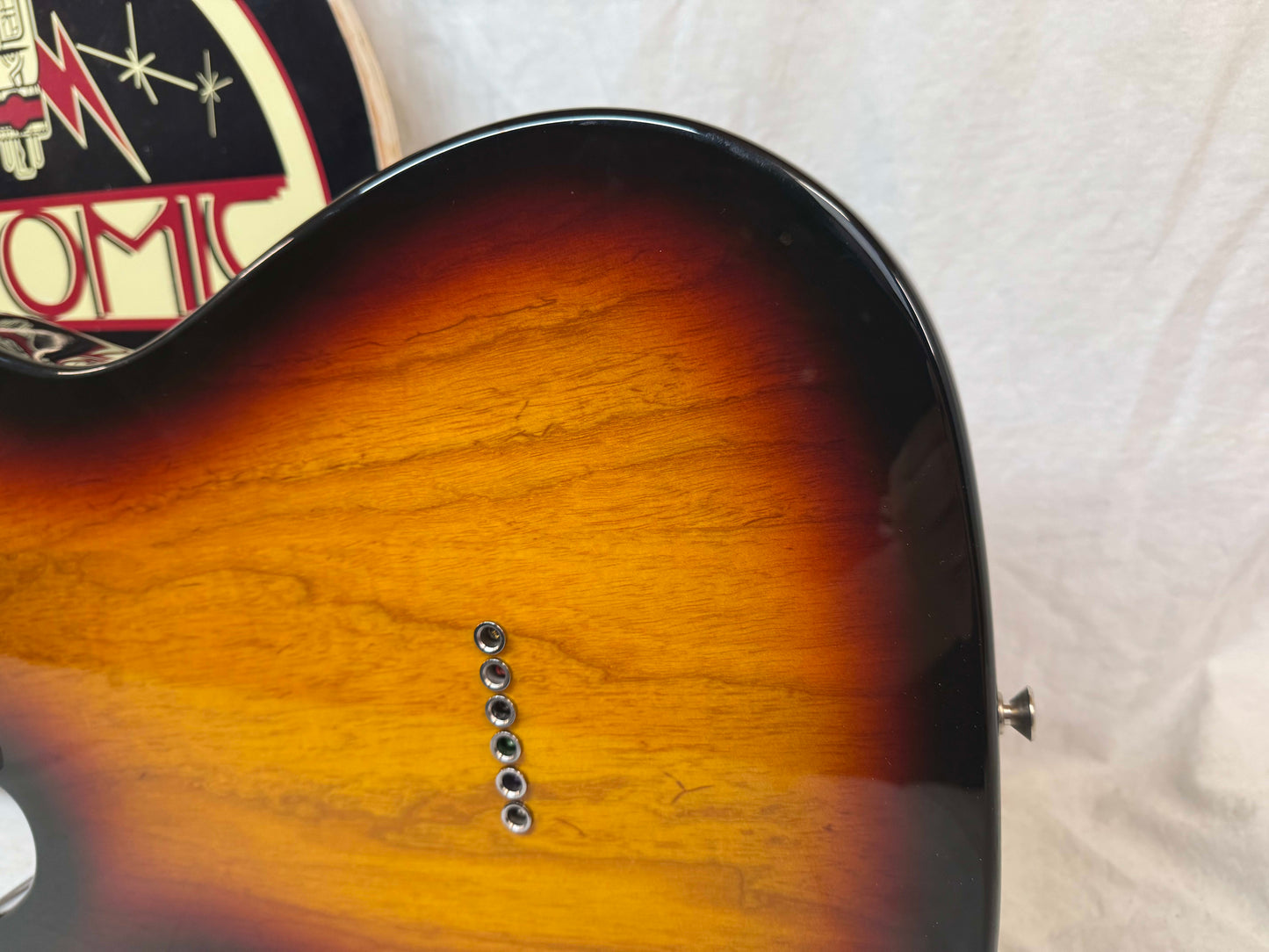 Fender Classic Series '69 Telecaster Thinline Guitar with Case 2009 - 3-Color Sunburst / Maple neck