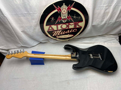 Fender American Standard Stratocaster Guitar 1993 - Black / Maple neck