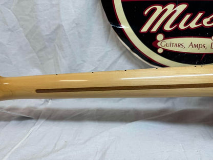 Fender Classic Series '69 Telecaster Thinline Guitar with Case - Image 12