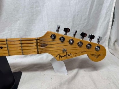 Fender Yngwie Malmsteen Signature Stratocaster Guitar with Case - signed! 1992 - Vintage White / Maple neck