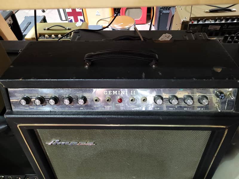 Ampeg G-15 Gemini II 2-Channel 30-Watt 1x15" Guitar Combo - Image 2