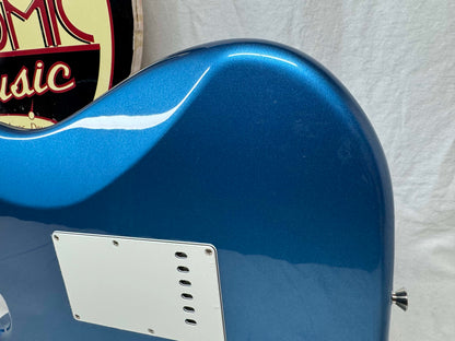 Fender Traditional '60s Stratocaster Guitar - MIJ Made In Japan 2023 - Lake Placid Blue / Rosewood fingerboard