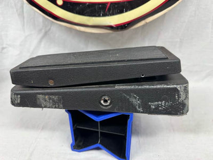 Dunlop GCB95 GCB-95 Cry Baby crybaby Wah Pedal - Rev H Circuit - missing battery cover & rubber feet - Image 6
