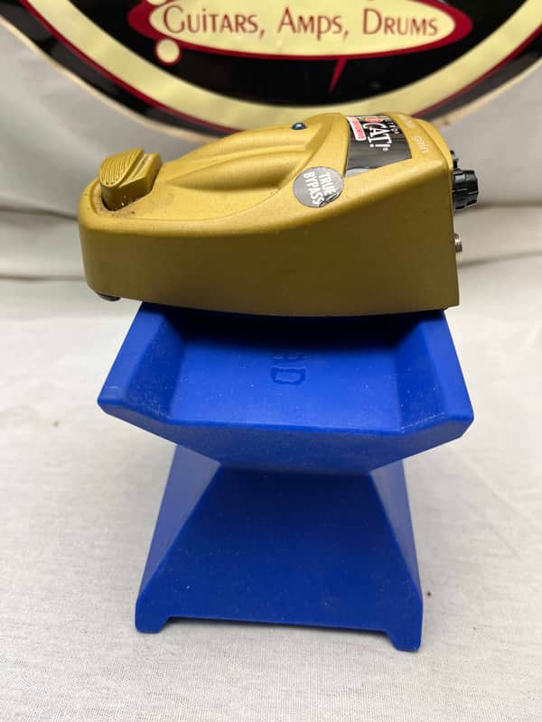 Danelectro Cool Cat v2 Transparent Overdrive Pedal - Image 4