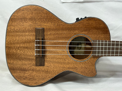 Kala KA-SMHTE Ukelele w/ Case
