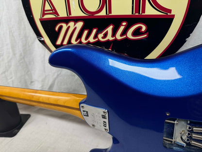 Fender American Ultra Stratocaster HSS Guitar with Case 2023 - Cobra Blue / Rosewood fingerboard