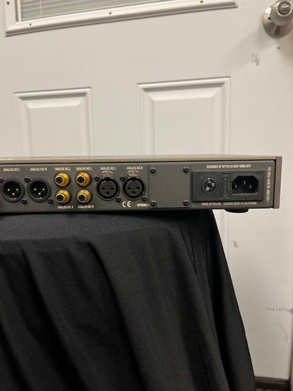 Mytek Digital Manhattan Bridge DAC Analog to Digital Audio Converter Headphone Amp Microphone Preamp Rack