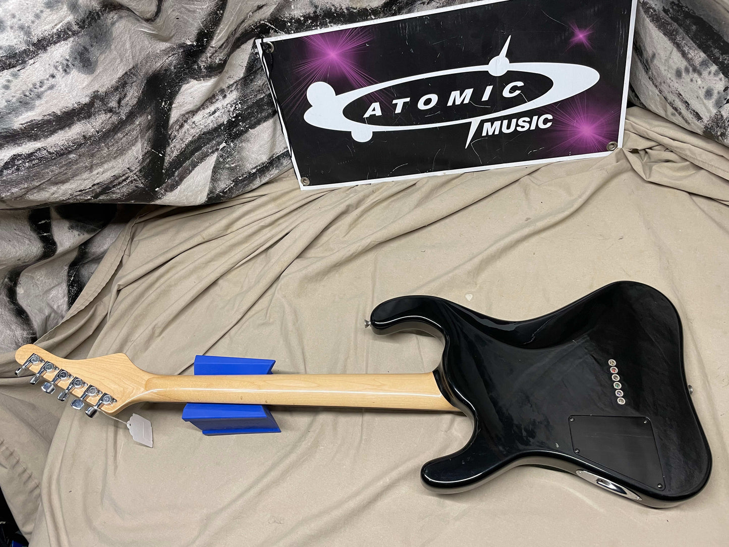 Guitarification Doublecut Electric Guitar - Black / Maple