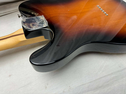 Fender Deluxe Nashville Telecaster Guitar 2020 - 2-Color Sunburst / Maple neck