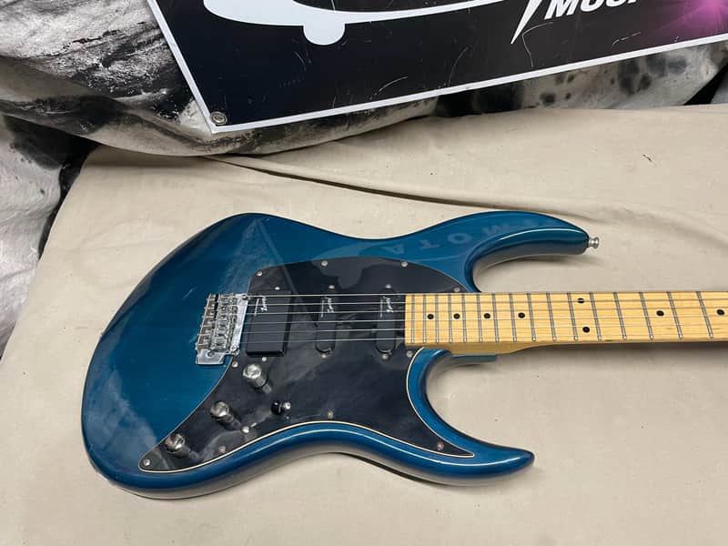 Alvarez AE-200 AE200 S-style HSS Guitar - Image 2