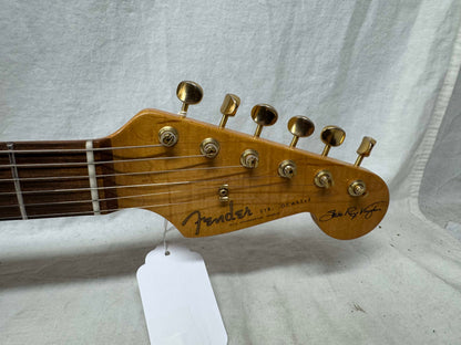 Fender USA SRV Stevie Ray Vaughan Signature Stratocaster Guitar with DiMarzio Hot Rails pickups + Case 1994 - 3-Color Sunburst / Pau Ferro fingerboard