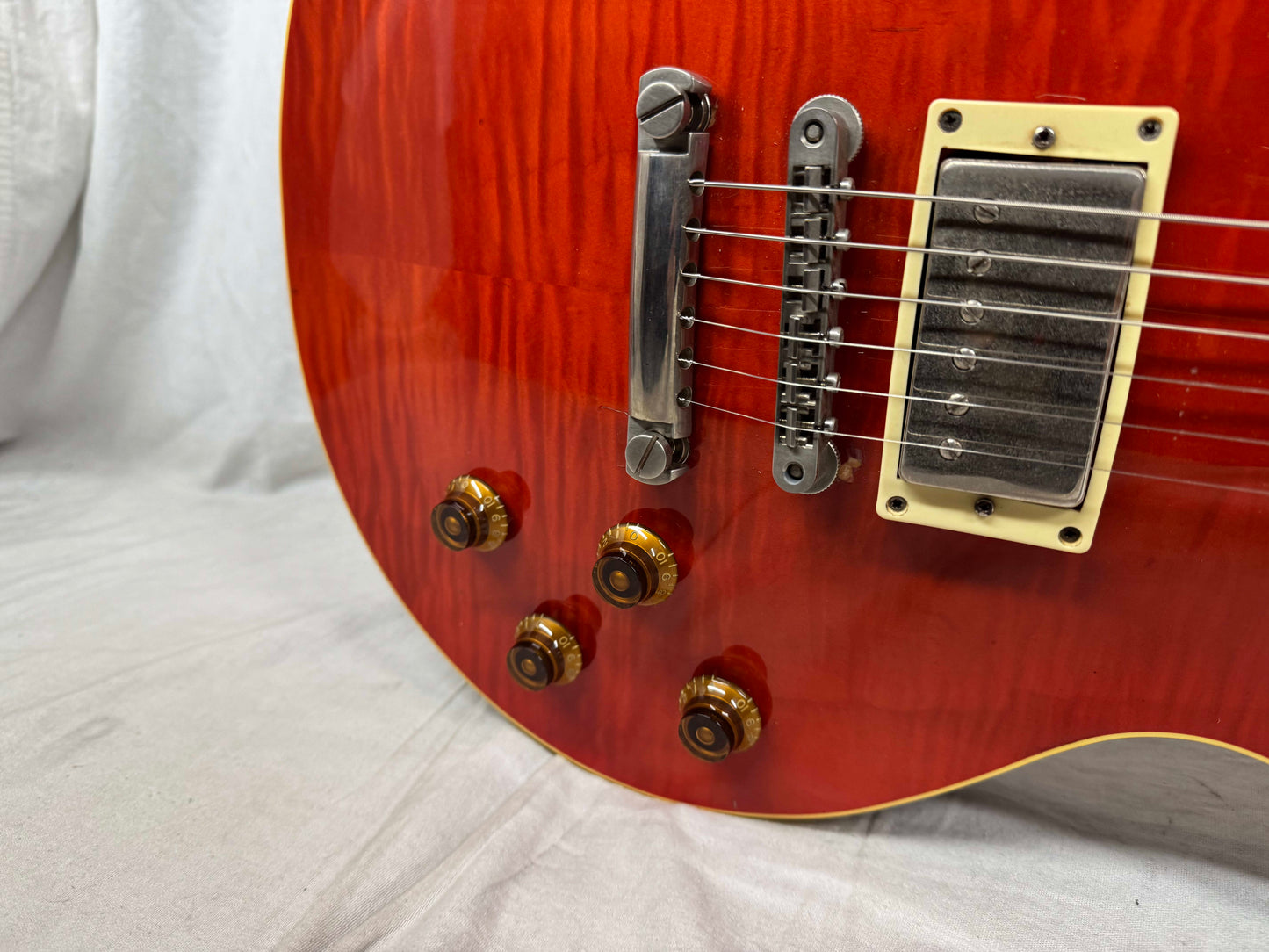 Epiphone Les Paul Guitar with Case - Open Book Headstock - MIJ Made In Japan
