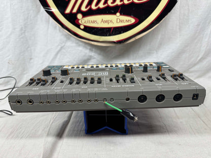 Roland MC-202 mc202 MicroComposer micro composer Monophonic Analog Synthesizer / Sequencer Module with Filter CV mod + power supply mod - with Boss Power Supply 1983