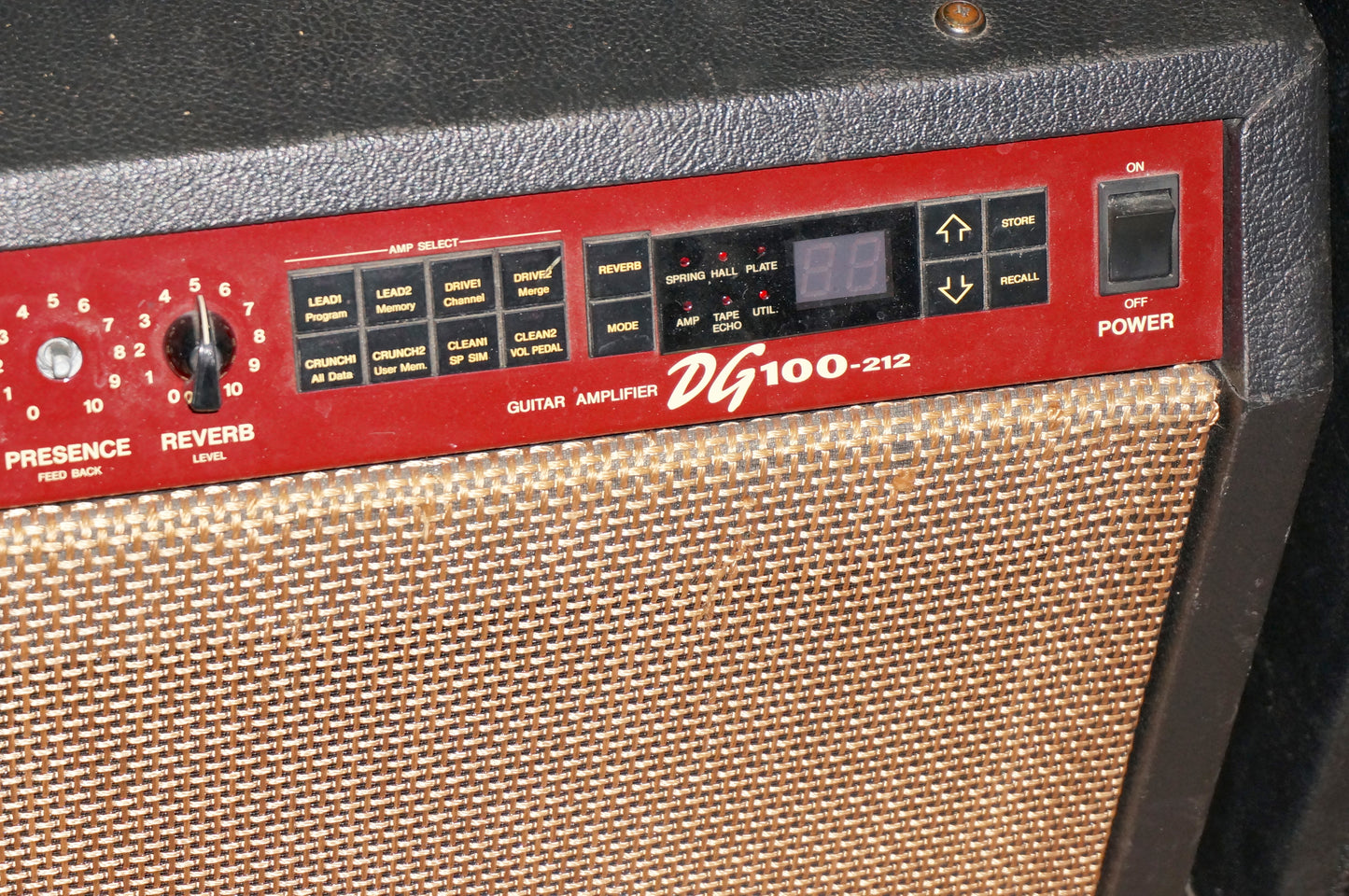 Yamaha DG100-212 Guitar 212 2x12 Combo Amplifier DG 100 - Local Pickup Only