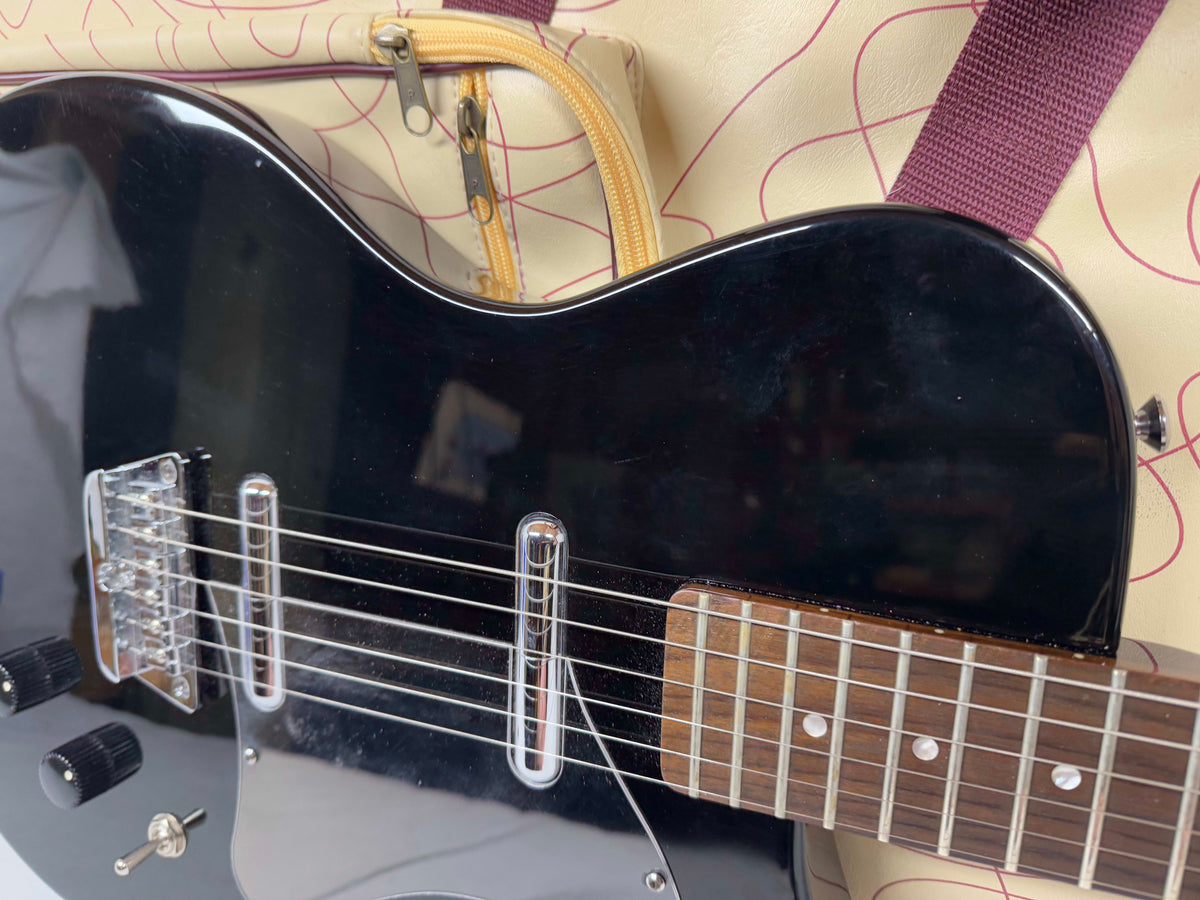 Danelectro '56 U2 Pro Guitar with Gig Bag Reissue - Black