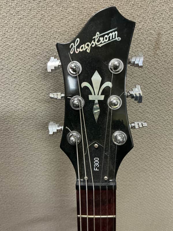 Hagstrom F300 - Image 2