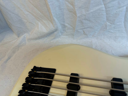 Carvin LB76 LB-76 6-string Bass with Case - s/n 43381 - Pearloid White
