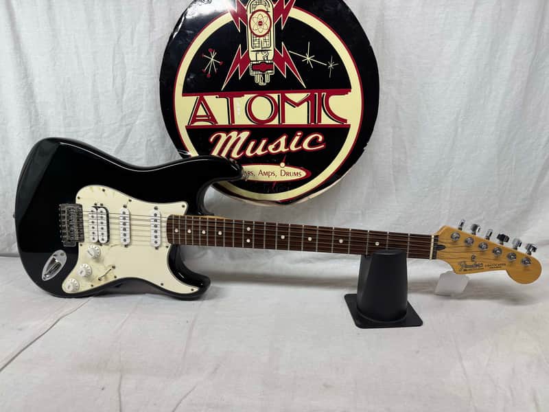 Fender Standard Stratocaster HSS Guitar - MIM Mexico