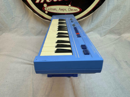 Casio PT-1 PT1 Mini Synthesizer with Box - MIJ Made In Japan - Rare Light Blue Color!