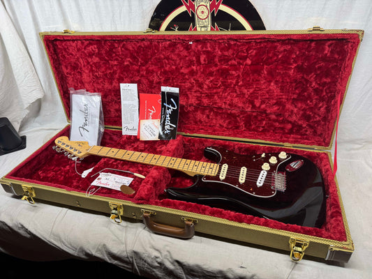 Fender American Professional Stratocaster HSS (modified to SSS) Shawbucker Guitar with Case 2016 - Black / Maple neck