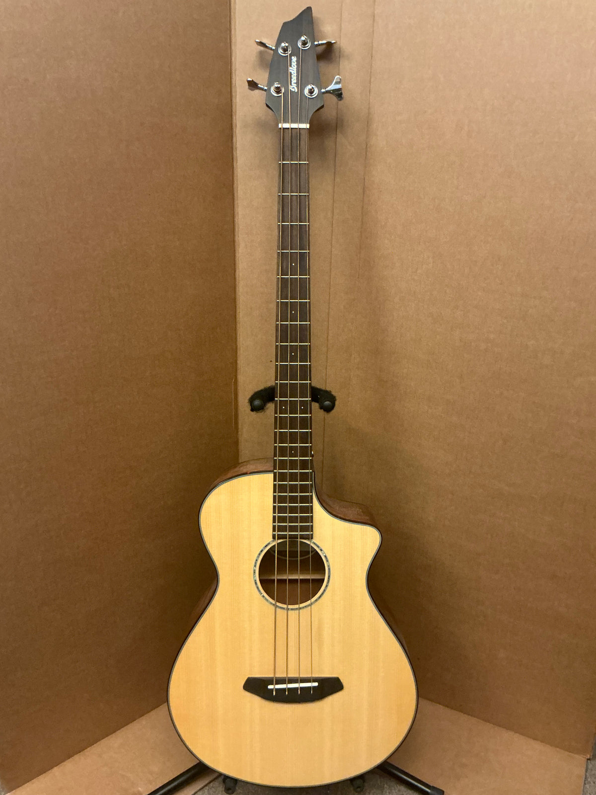 Breedlove Pursuit Concert CE Acoustic Bass Guitar