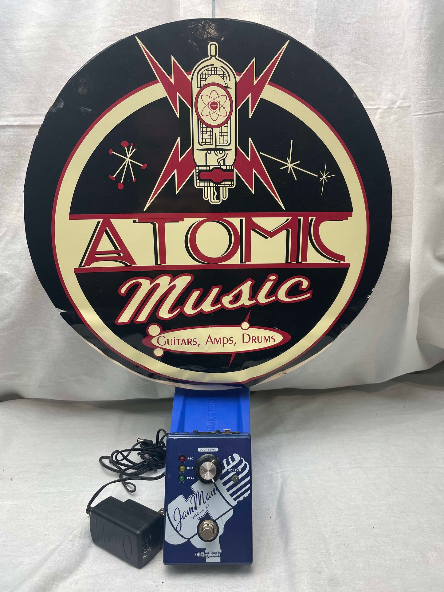 DigiTech JMVXT JamMan Vocal XT Vocal Looper Pedal with Power Supply