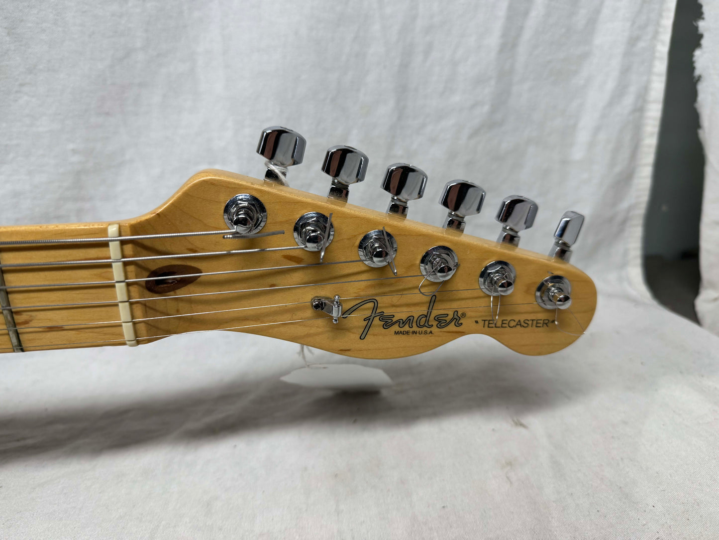 Fender American Telecaster Guitar 2001 - 2-Color Sunburst / Maple neck