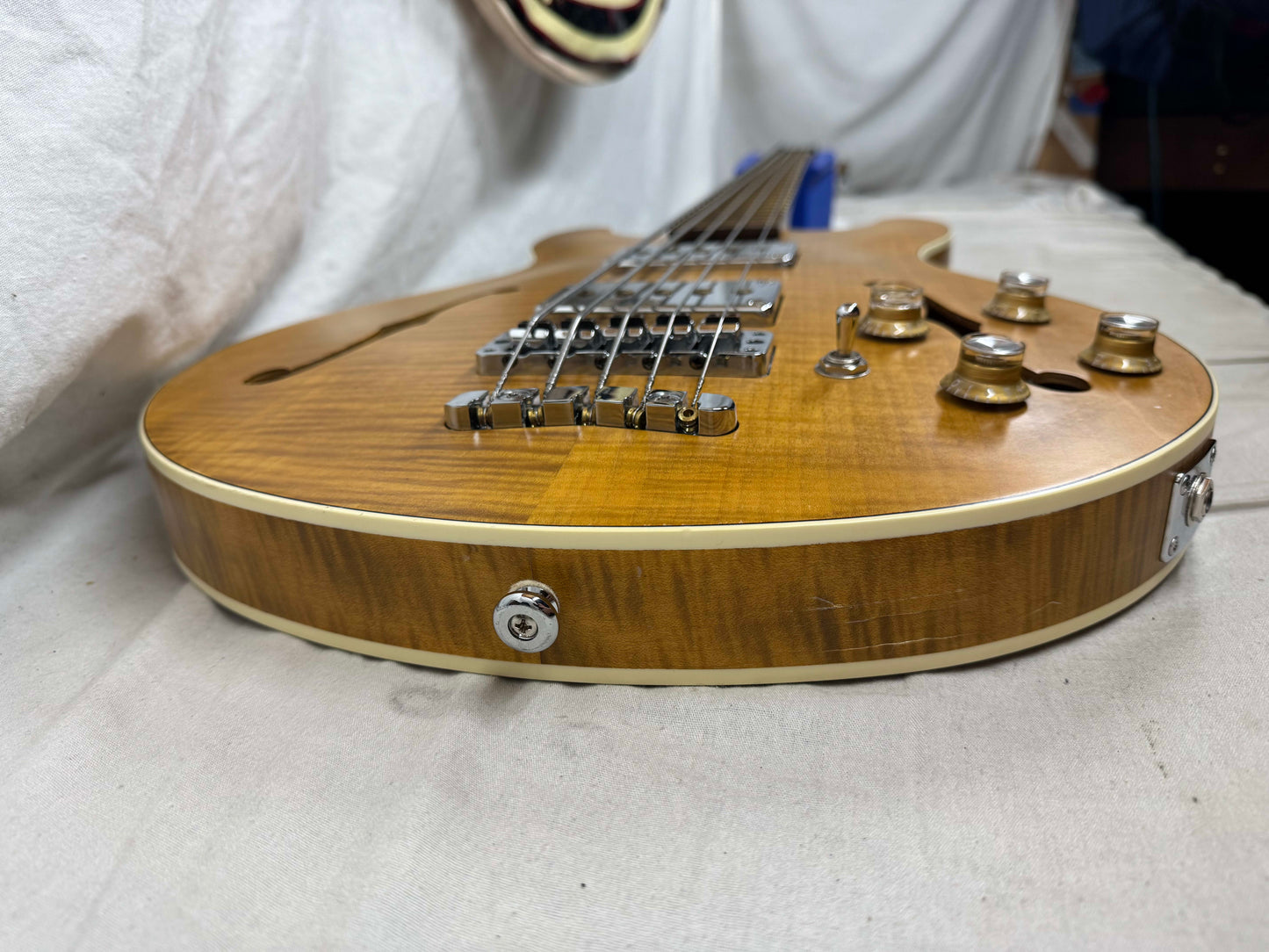 Warwick Star Bass II starbass 2 V 5-string Semi-Hollow Body Bass 2008 - Honey Violin Oil Finish