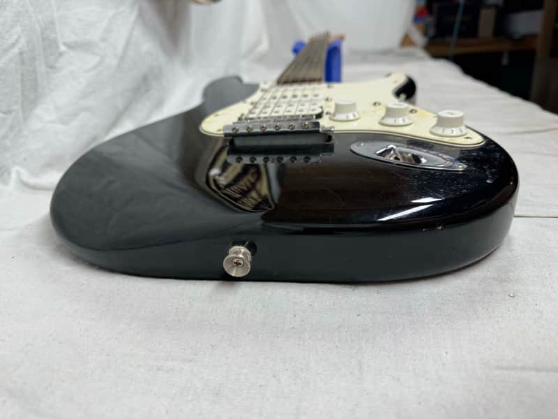 Fender Standard Stratocaster HSS Guitar - MIM Mexico - Image 17