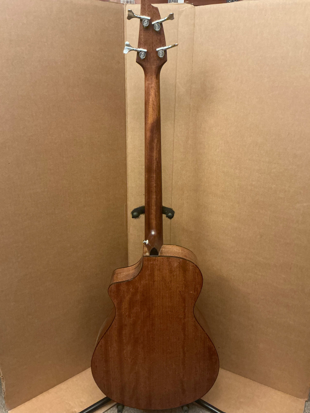Breedlove Pursuit Concert CE Acoustic Bass Guitar