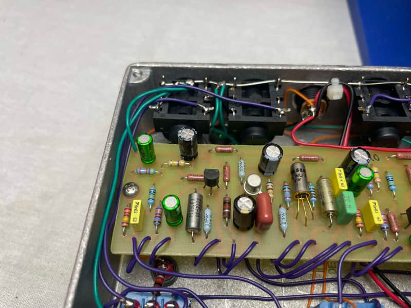 Soulsonic FX soul sonic fx Custom-Made Shizzle Royale Fuzz Pedal - Image 11