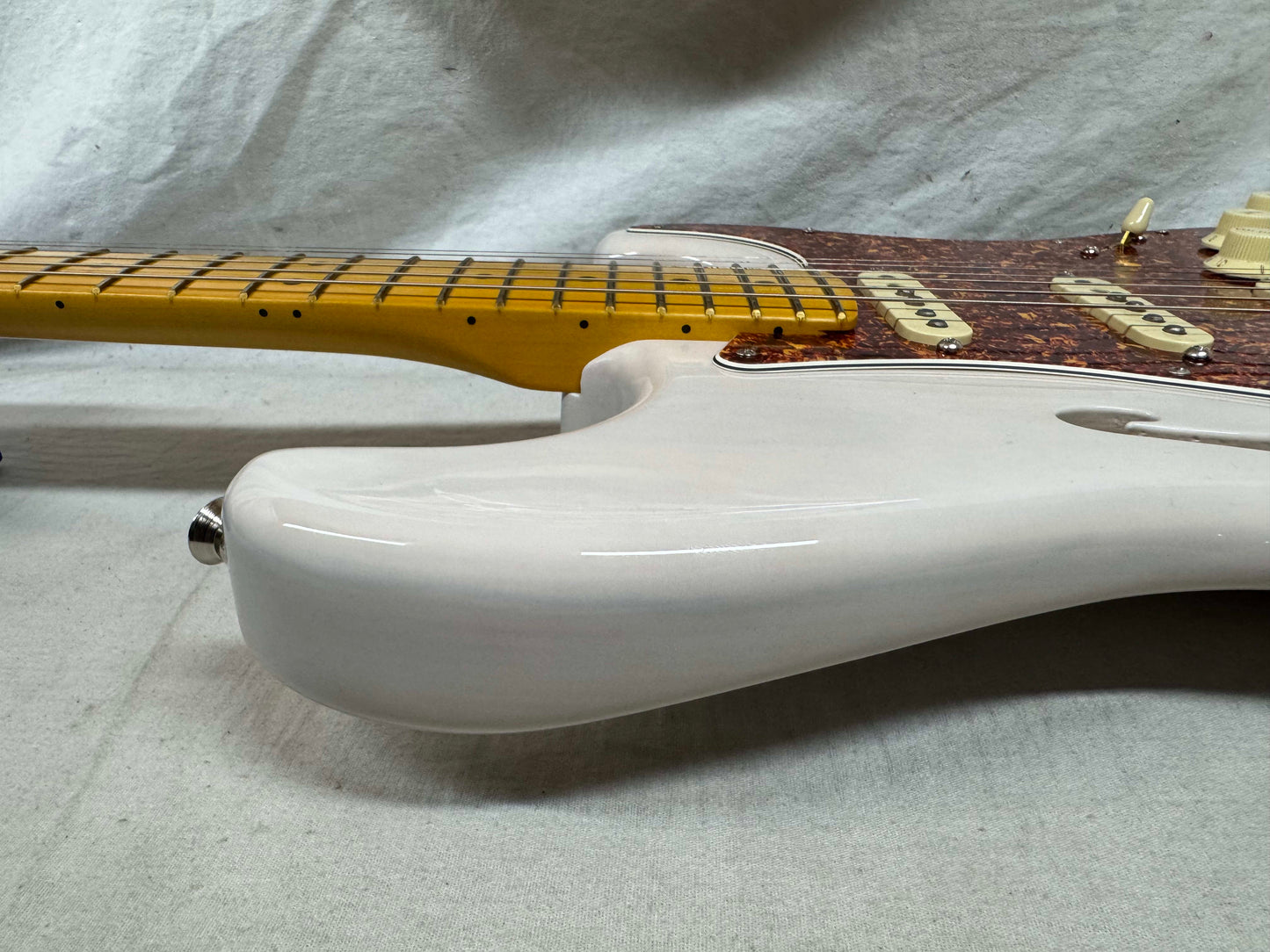 Fender USA Parts Stratocaster Guitar - Deep C shape American Professional II neck on American Professional Thinline Body  - White Blonde / Fender neck