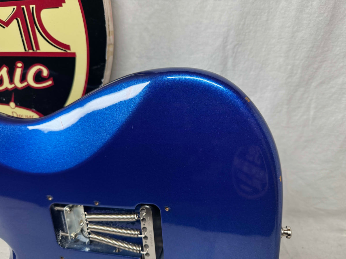 Fender American Ultra Stratocaster HSS Guitar with Case 2023 - Cobra Blue / Rosewood fingerboard