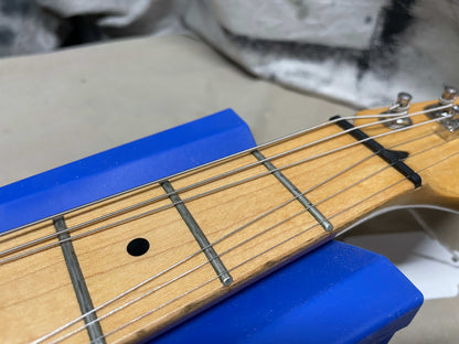 Alvarez AE-200 AE200 S-style HSS Guitar 1990s