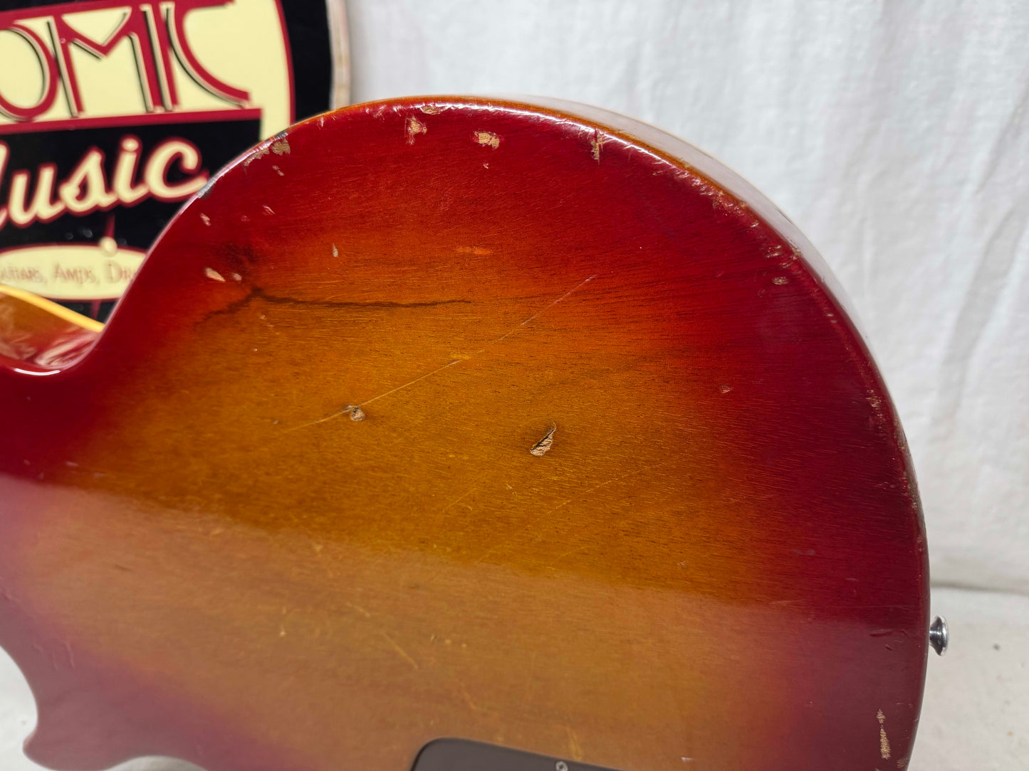 Gibson Les Paul Standard Guitar with Case 1978 - Cherry Sunburst