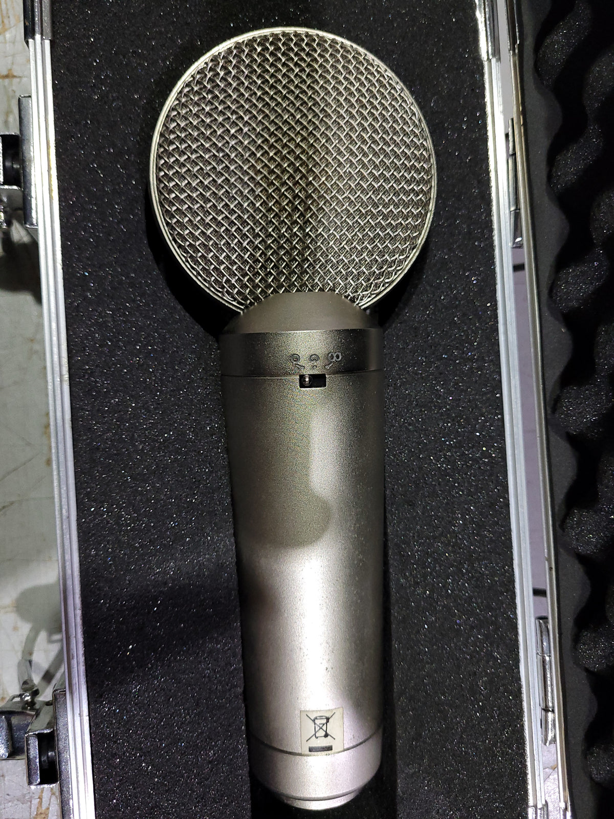 M-Audio Solaris Large-Diaphragm Multi-Pattern Condenser Mic