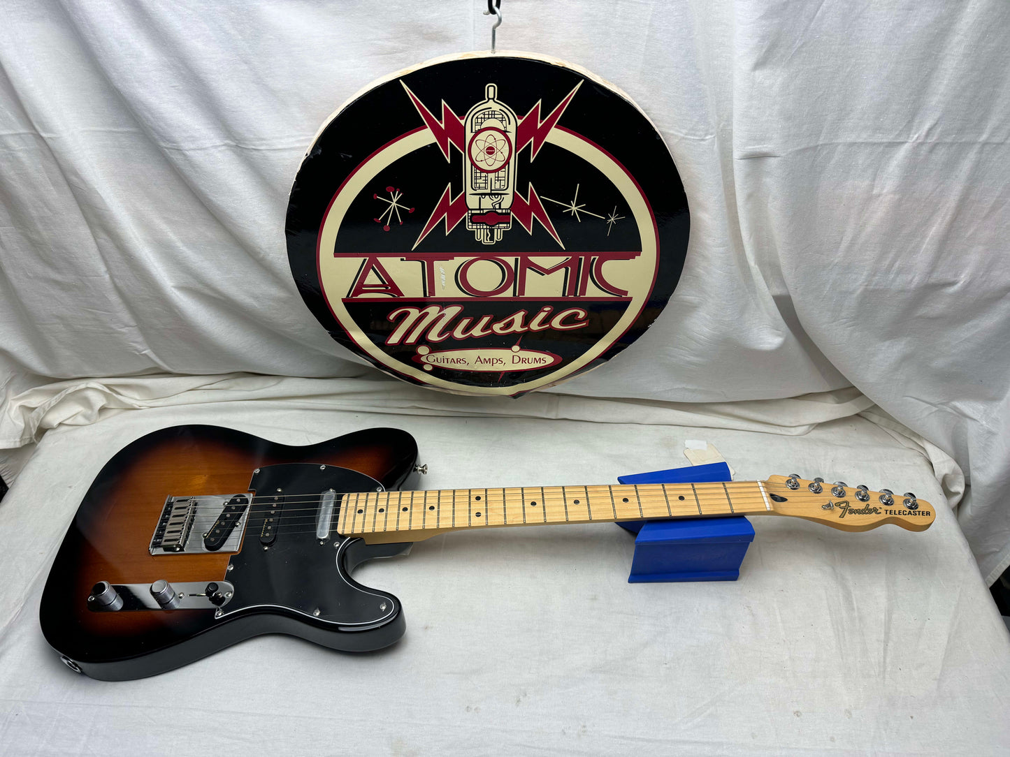 Fender Deluxe Nashville Telecaster Guitar 2020 - 2-Color Sunburst / Maple neck
