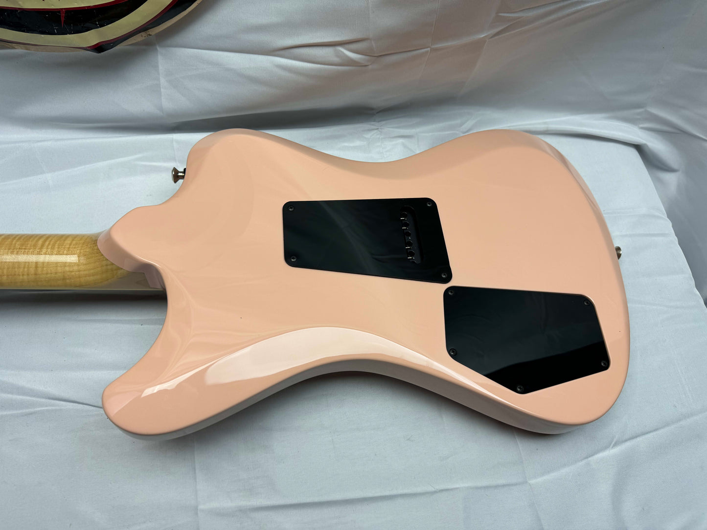 Knaggs Tuckahoe Trembuck #70 Guitar with Case 2023 - Shell Pink / Mahogany body / Maple neck / Nickel hw / Gloss finish
