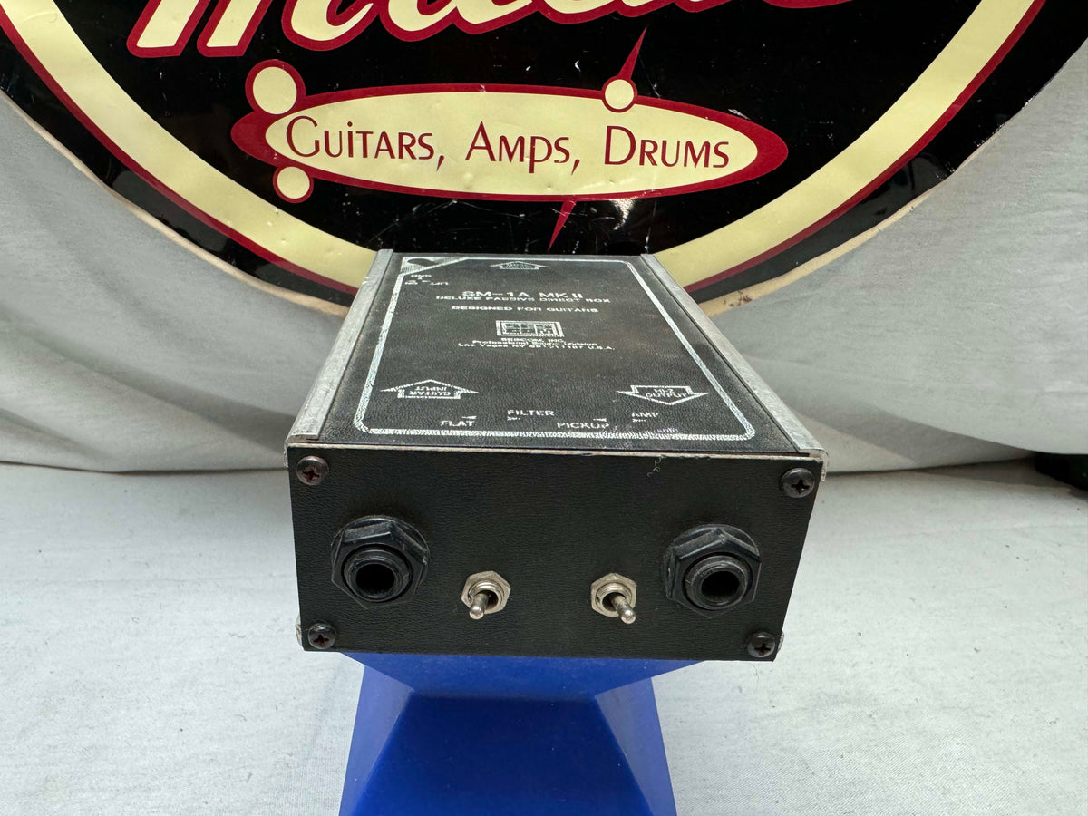 Sescom SM-1A Mk II 2 Deluxe Passive Direct Box for Guitars