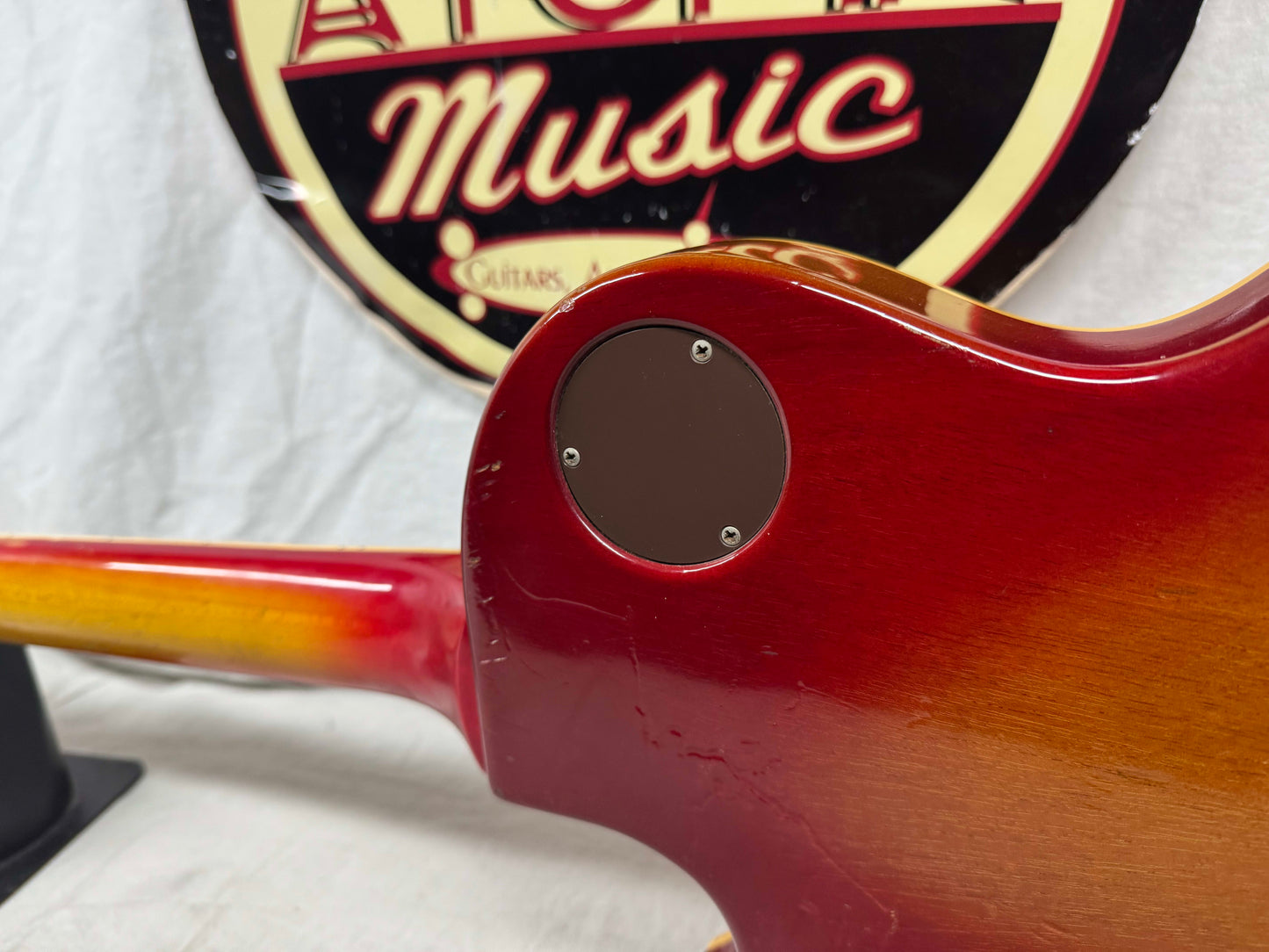 Gibson Les Paul Standard Guitar with Case 1978 - Cherry Sunburst