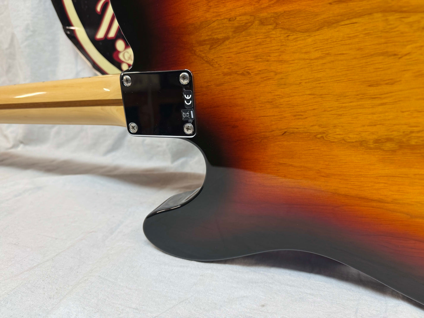 Fender Classic Series '69 Telecaster Thinline Guitar with Case 2009 - 3-Color Sunburst / Maple neck