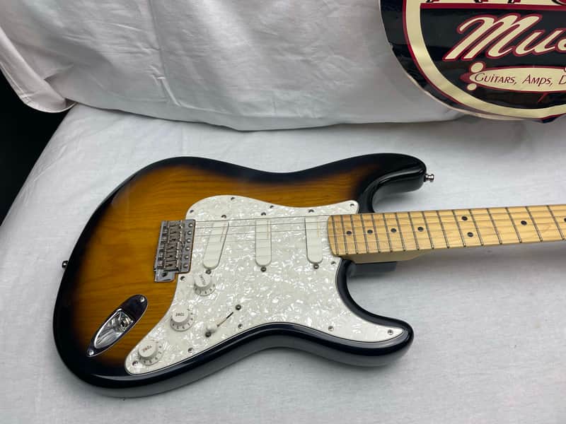 Fender Buddy Guy Stratocaster Guitar with Case - Image 4