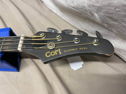 Cort Slammer 3/4 scale 4-string Bass - Image 11