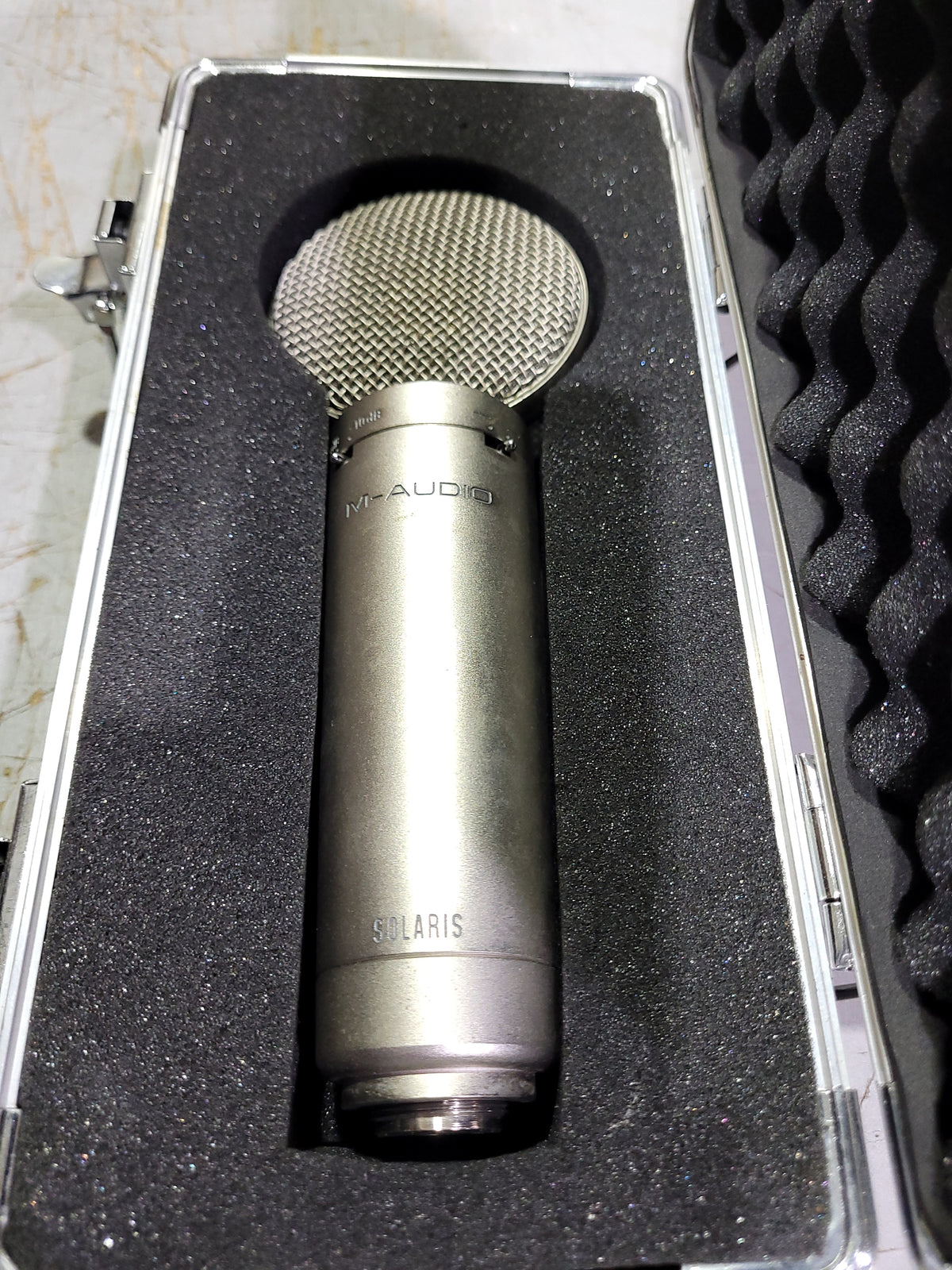 M-Audio Solaris Large-Diaphragm Multi-Pattern Condenser Mic