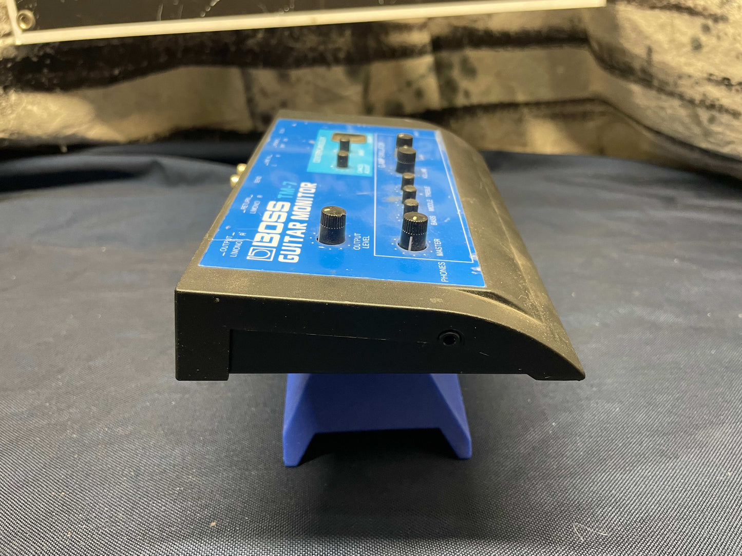 Boss TM-7 Guitar Monitor - missing battery cover 1995