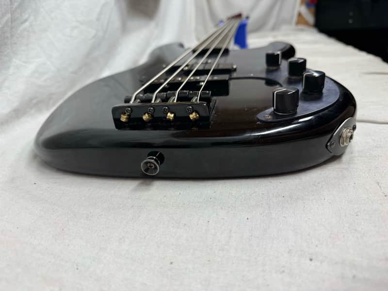 ESP The Surveyor P/J-style 4-string Bass -- MIJ Made In Japan - Image 17