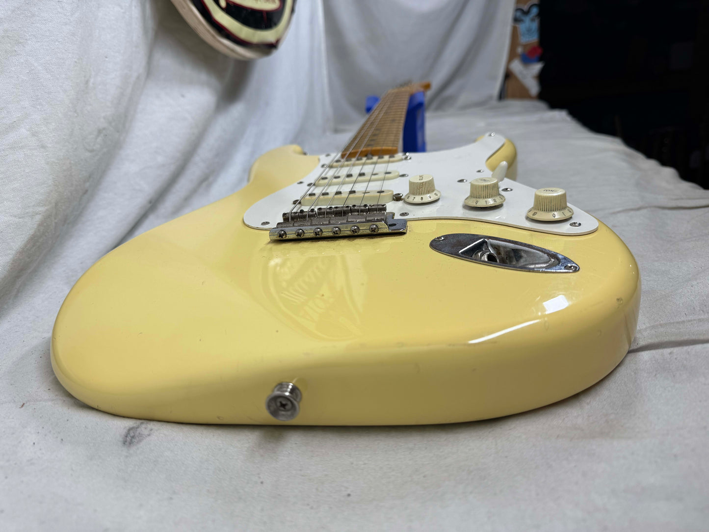 Fender Stratocaster Guitar with Case - CIJ mij Crafted In Japan 2002 - 2004